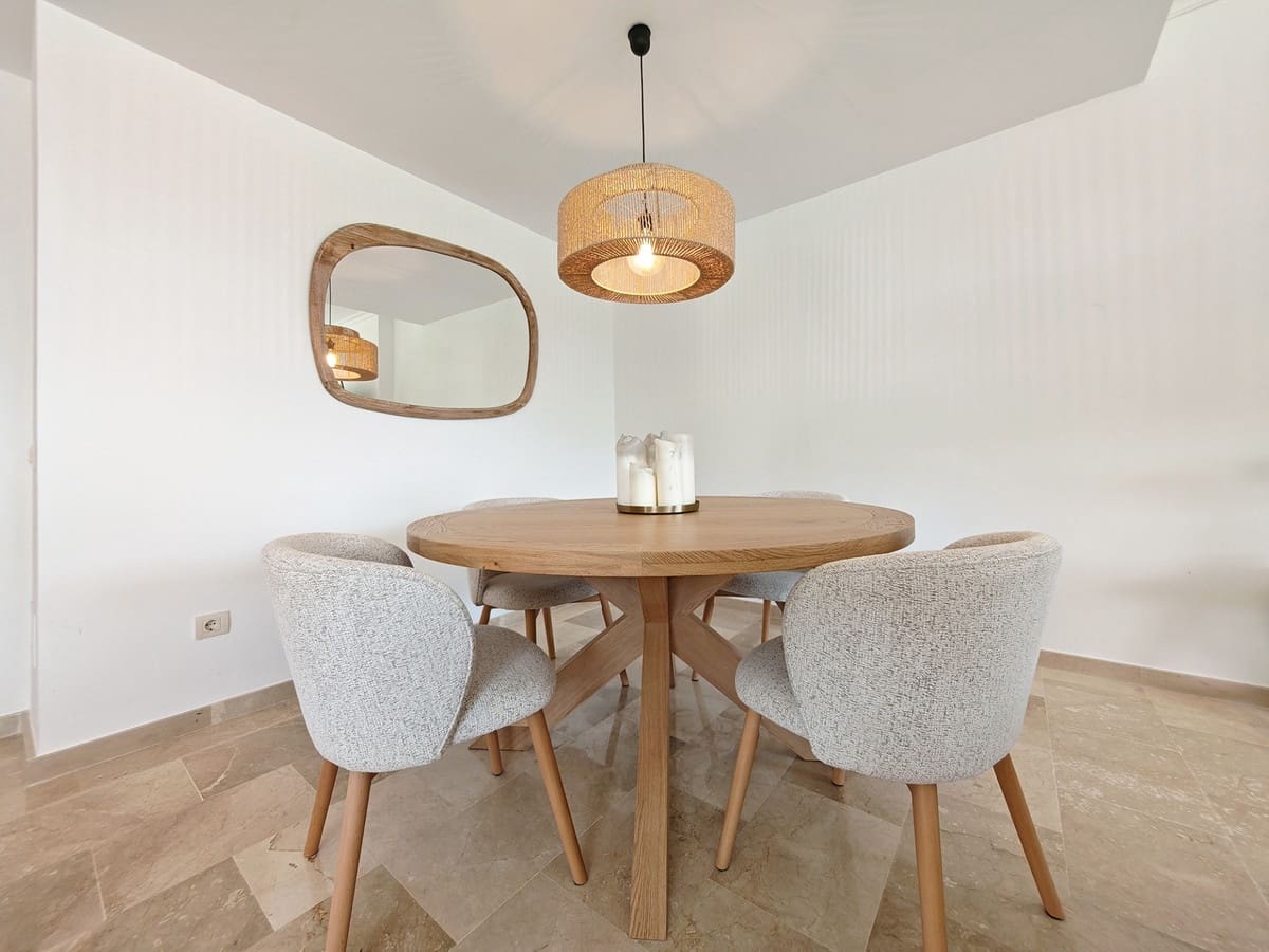 2 slaapkamer Appartement te koop in La Mairena met zwembad garage - € 460.000 (Ref: 9998801)