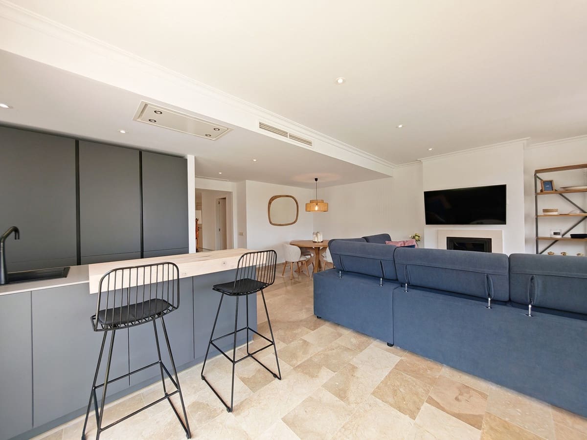 2 slaapkamer Appartement te koop in La Mairena met zwembad garage - € 460.000 (Ref: 9998801)