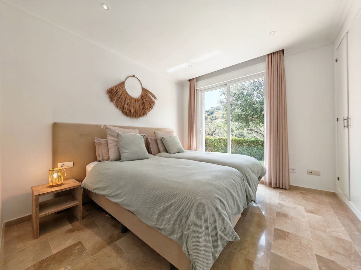 2 slaapkamer Appartement te koop in La Mairena met zwembad garage - € 460.000 (Ref: 9998801)
