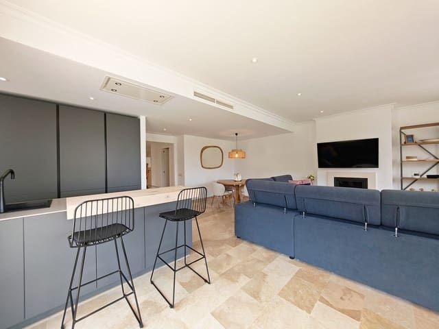 2 bedroom Apartment for sale in La Mairena, Ojen with pool garage - € 460,000 (Ref: 9998801)
