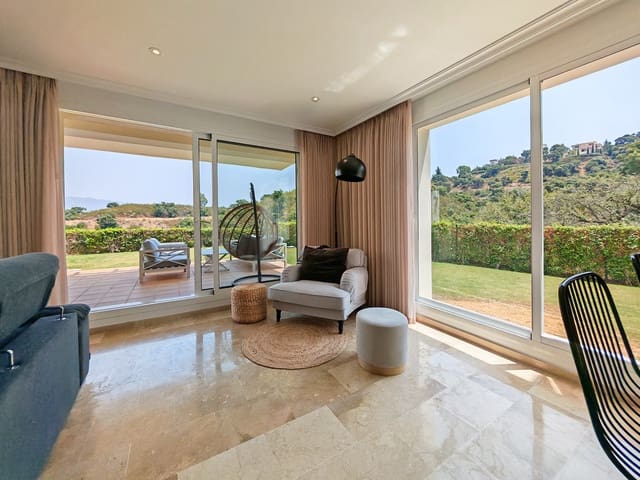 2 bedroom Apartment for sale in La Mairena, Ojen with pool garage - € 460,000 (Ref: 9998801)