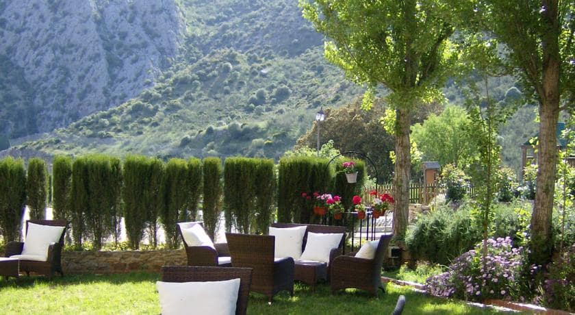 31 soveværelse Hotel til salg i Benaojan med swimmingpool - € 2.100.000 (Ref: 2842422)