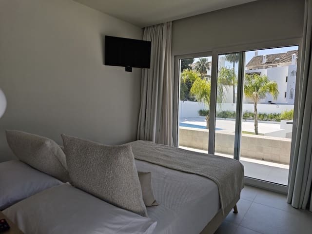 4 quarto Moradia para venda em Marbella com piscina garagem - 2 741 500 € (Ref: 7935361)