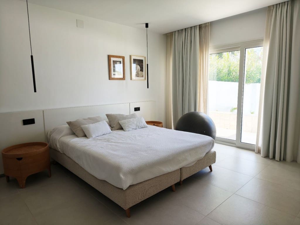4 quarto Moradia para venda em Marbella com piscina garagem - 2 741 500 € (Ref: 7935361)