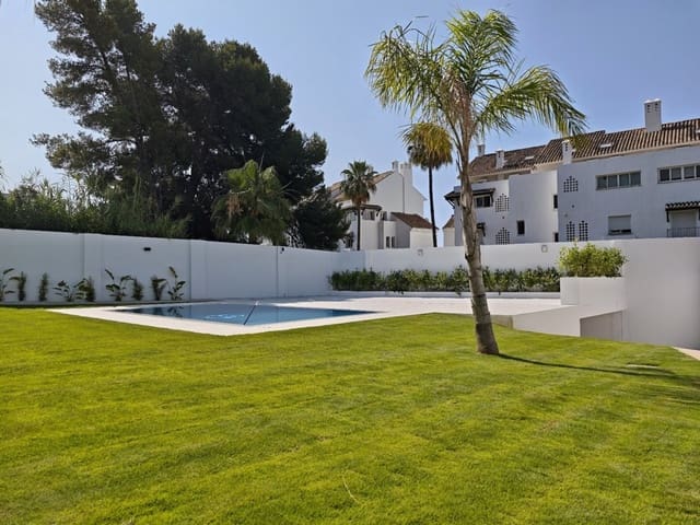 4 quarto Moradia para venda em Marbella com piscina garagem - 2 741 500 € (Ref: 7935361)