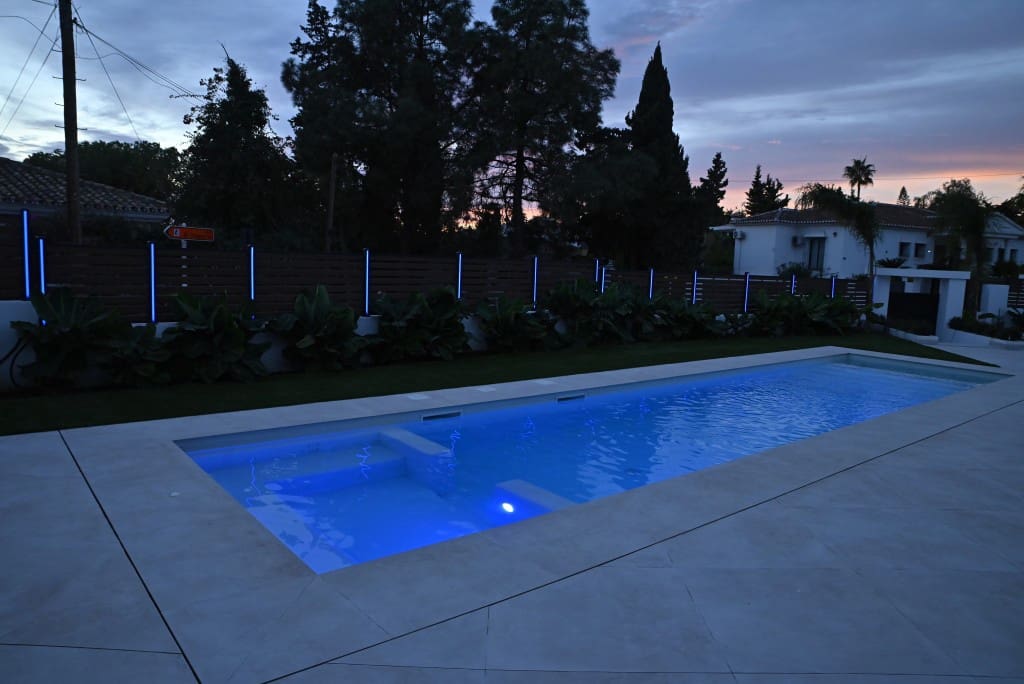 5 bedroom Villa for sale in Mijas Costa with pool garage - € 2,548,000 (Ref: 7935372)