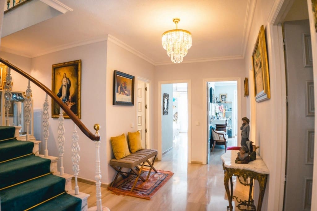 4 chambre Penthouse à vendre à Fuengirola avec piscine garage - 1 275 000 € (Ref: 7937301)