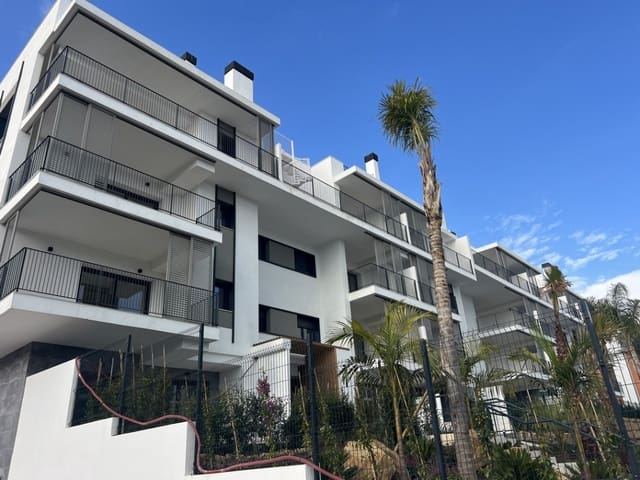 2 makuuhuone Huoneisto myytävänä paikassa Estepona mukana uima-altaan 
autotalli - 689 000 € (Ref: 7937327)