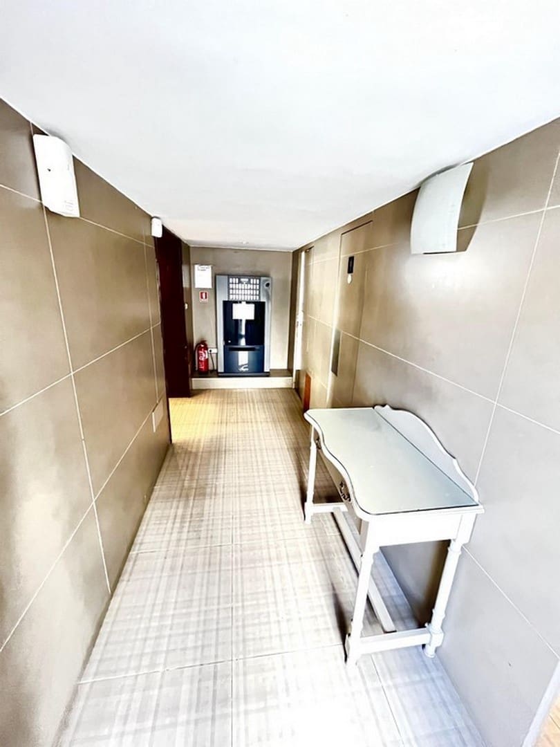 Commercial for sale in Fuengirola - € 1,596,000 (Ref: 7937345)