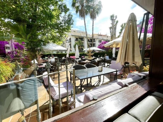Commercial for sale in Fuengirola - € 1,596,000 (Ref: 7937345)