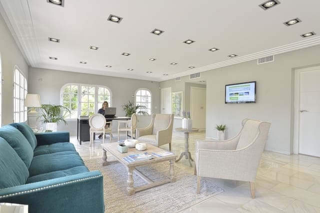 Kontor til salgs i La Reserva, Marbella - € 4 000 000 (Ref: 7937358)