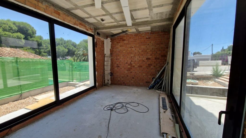 4 makuuhuone Huvila myytävänä paikassa Nueva Andalucia mukana uima-altaan - 1 595 000 € (Ref: 7937442)