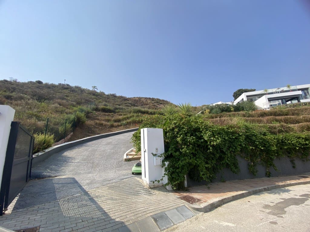 4 sypialnia Willa na sprzedaż w La Cala de Mijas z basenem garażem - 1 300 000 € (Ref: 8461602)