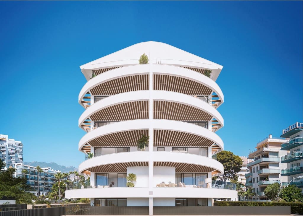 3 soveværelse Lejlighed til salg i Benalmadena med swimmingpool garage - € 704.000 (Ref: 8759632)