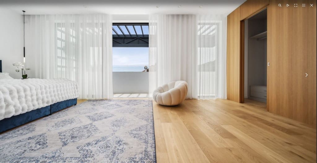 6 slaapkamer Villa te koop in Marbesa met zwembad garage - € 3.695.000 (Ref: 8775891)