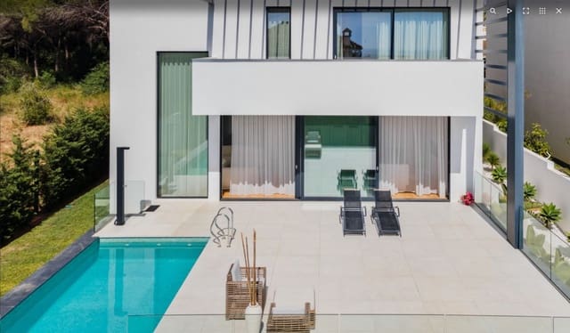 6 sypialnia Willa na sprzedaż w Marbesa, Marbella z basenem garażem - 3 695 000 € (Ref: 8775891)