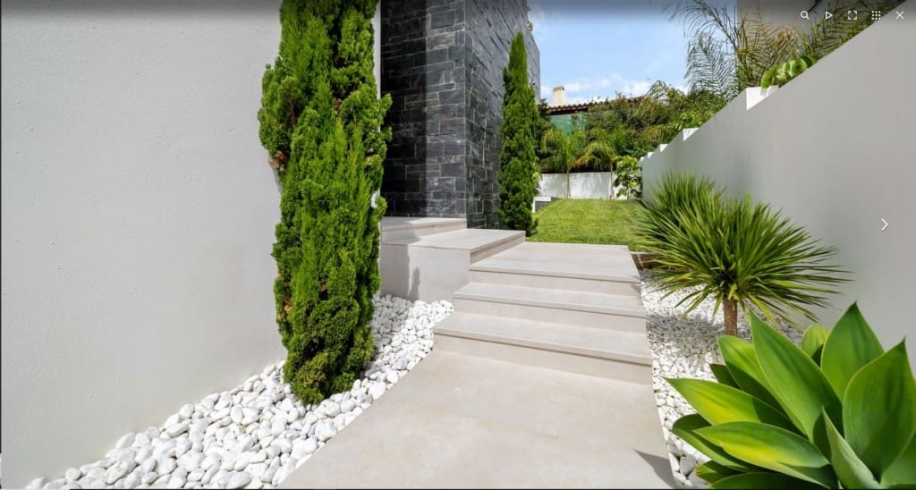 6 slaapkamer Villa te koop in Marbesa met zwembad garage - € 3.695.000 (Ref: 8775891)