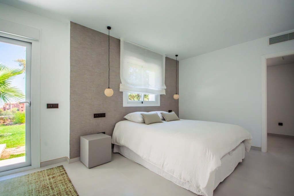 4 bedroom Villa for sale in La Mairena with pool garage - € 2,195,000 (Ref: 8866922)