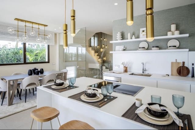 4 bedroom Villa for sale in New Golden Mile, Estepona with pool - € 4,500,000 (Ref: 8884020)