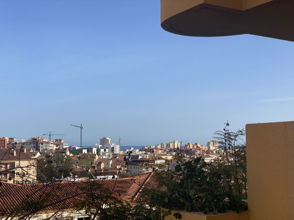 2 soverom Leilighet til salgs i Fuengirola med svømmebasseng - € 249 000 (Ref: 8907608)