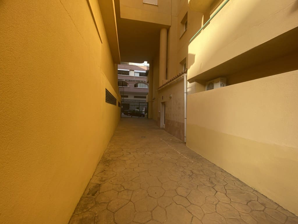 2 soverom Leilighet til salgs i Fuengirola med svømmebasseng - € 249 000 (Ref: 8907608)