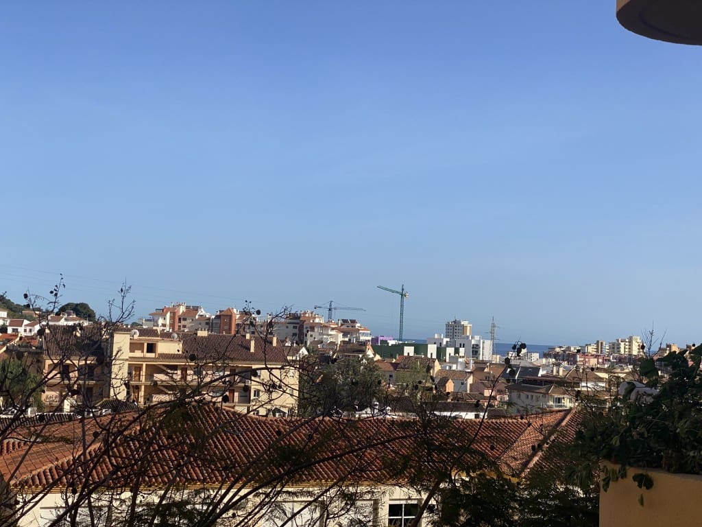 2 soverom Leilighet til salgs i Fuengirola med svømmebasseng - € 249 000 (Ref: 8907608)