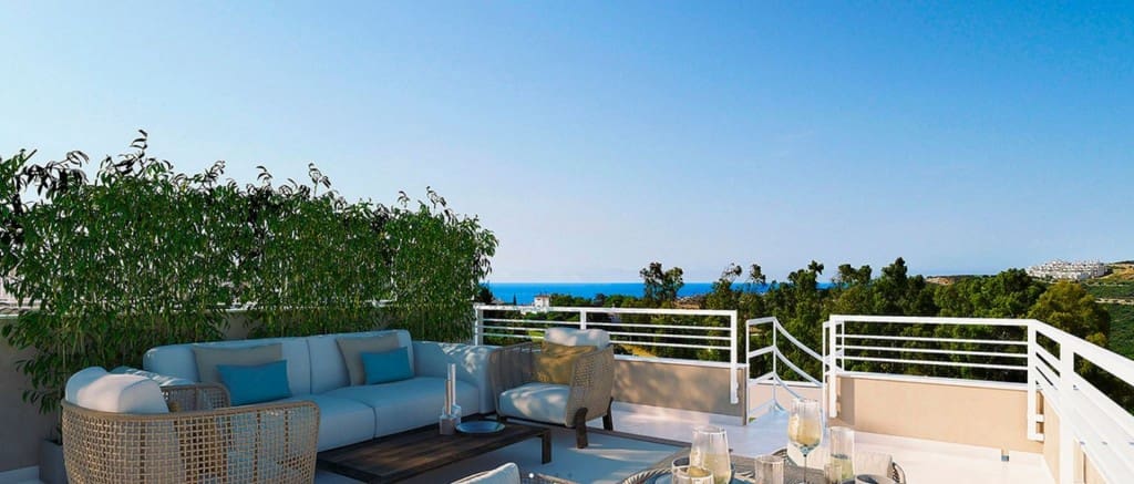 Apartamento de 3 habitaciones en Estepona en venta con piscina - 375.000 € (Ref: 9023045)