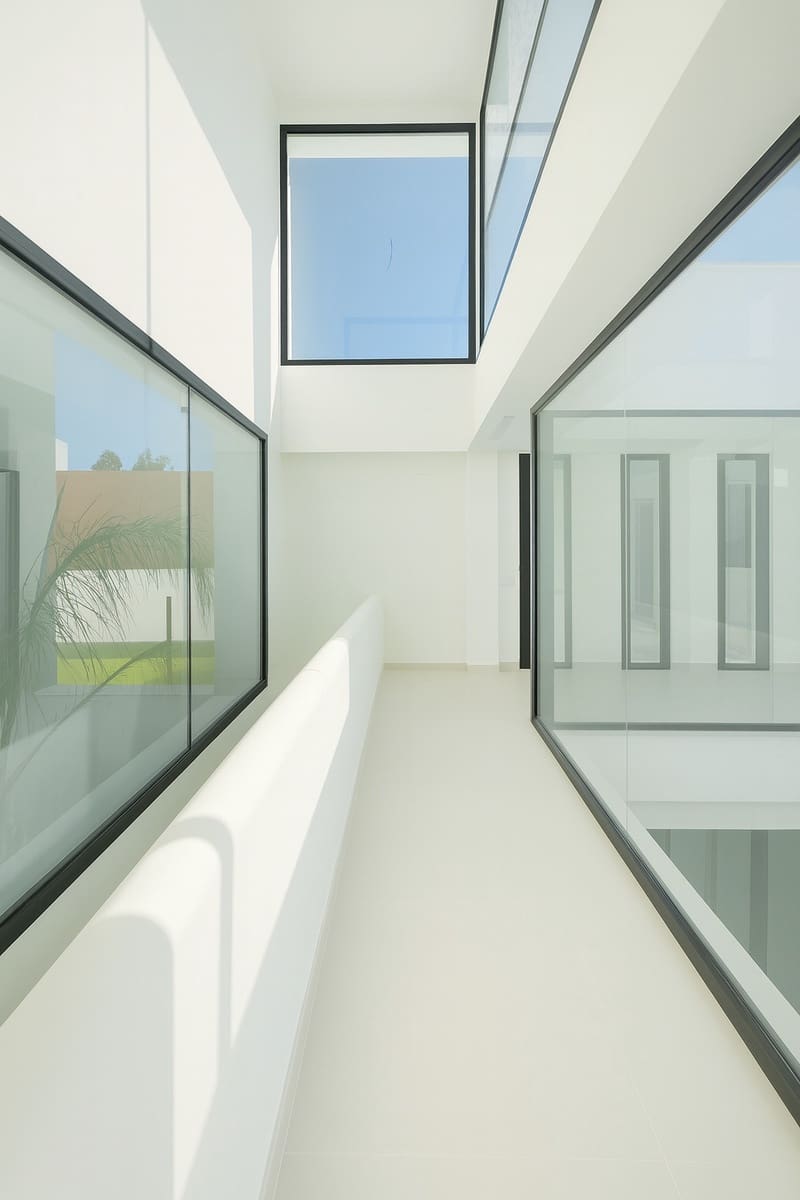 5 soverom Villa til salgs i Mijas Costa med svømmebasseng garasje - € 2 548 000 (Ref: 9106346)