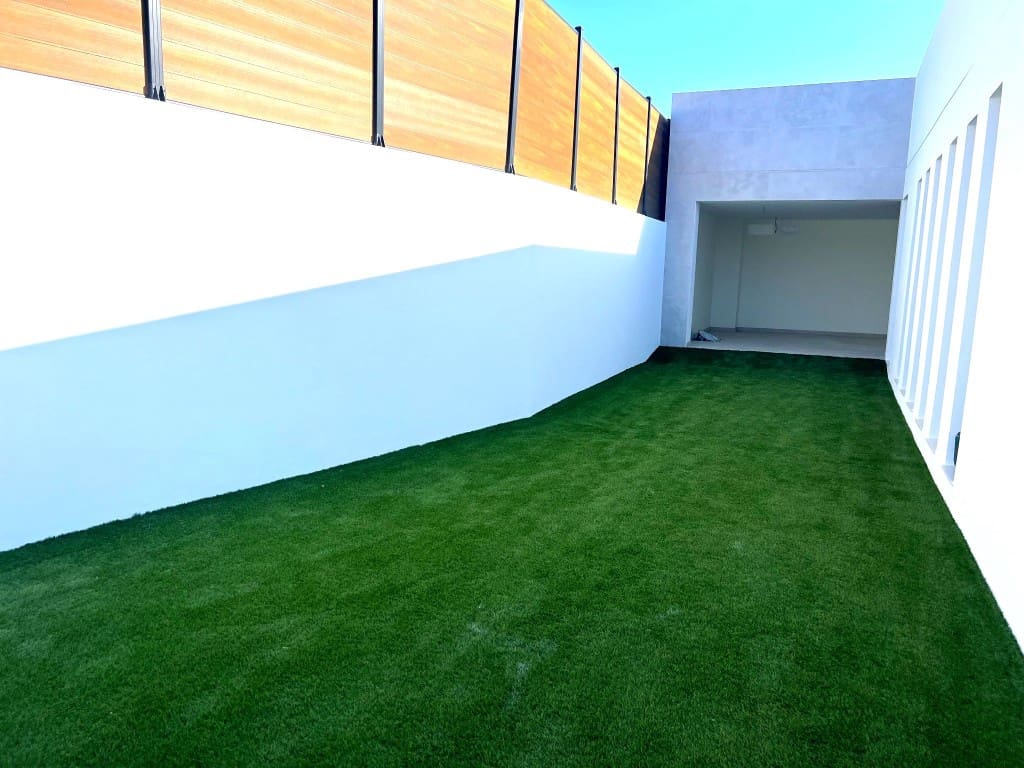 5 soverom Villa til salgs i Mijas Costa med svømmebasseng garasje - € 2 548 000 (Ref: 9106346)