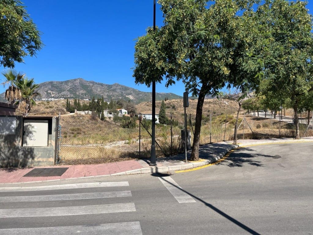 Byggegrund til salg i Fuengirola - € 350.000 (Ref: 9164781)