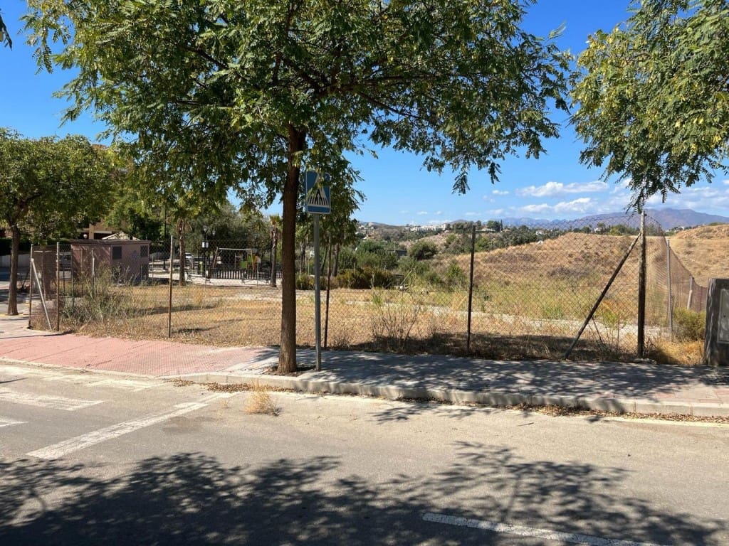 Byggegrund til salg i Fuengirola - € 350.000 (Ref: 9164781)