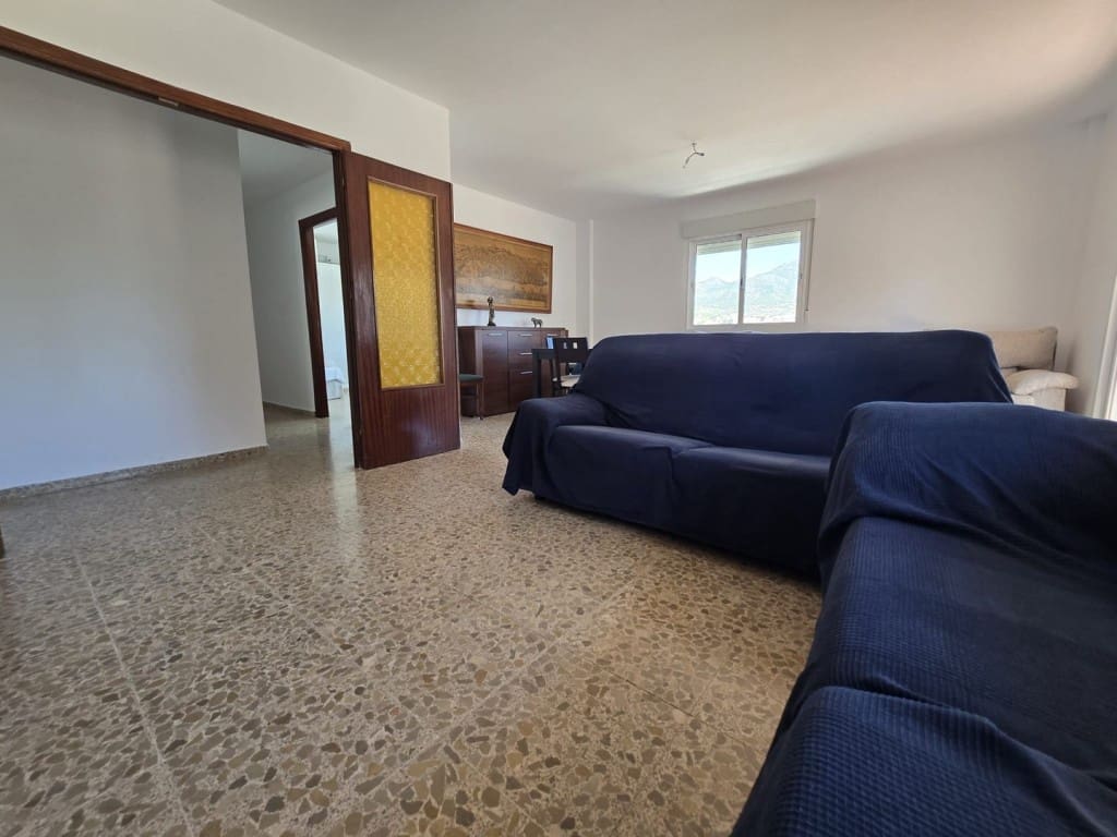 4 bedroom Apartment for sale in Fuengirola - € 595,000 (Ref: 9236091)