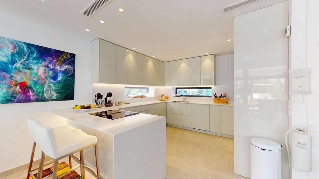 5 soverom Villa til salgs i La Cala de Mijas med svømmebasseng garasje - € 2 395 000 (Ref: 9251914)