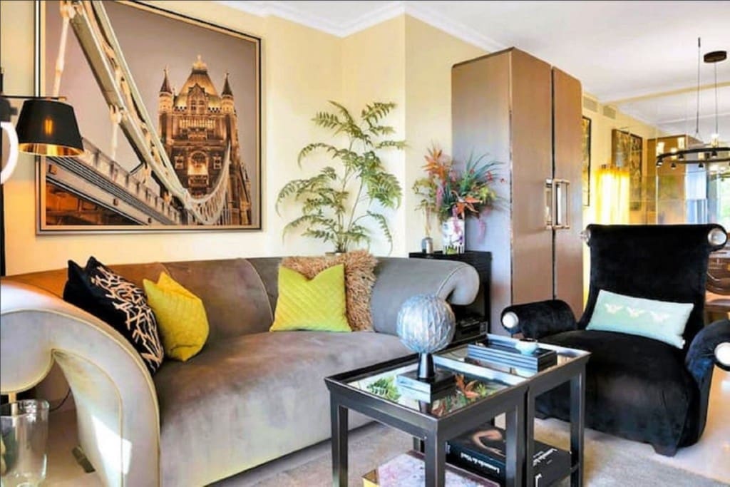 Apartamento de 2 habitaciones en Elviria en venta con piscina garaje - 397.500 € (Ref: 9461036)