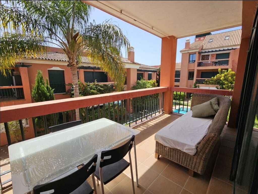 2 bedroom Apartment for sale in Marbesa with pool garage - € 389,000 (Ref: 9461038)