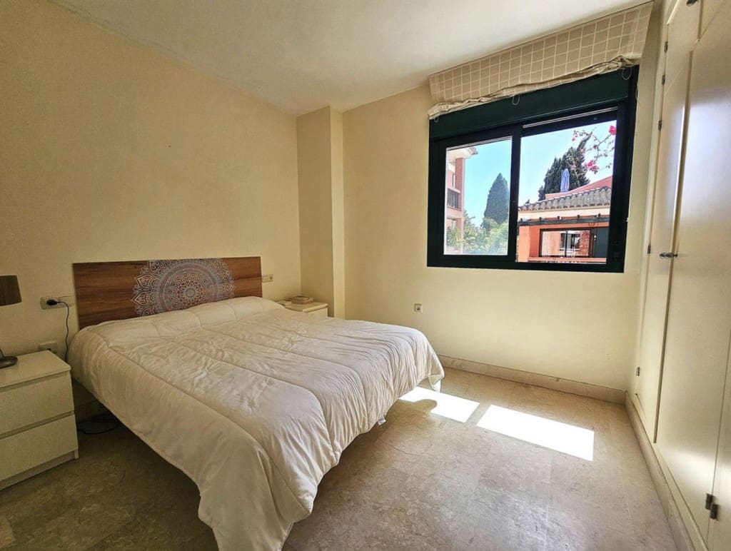 2 bedroom Apartment for sale in Marbesa with pool garage - € 389,000 (Ref: 9461038)