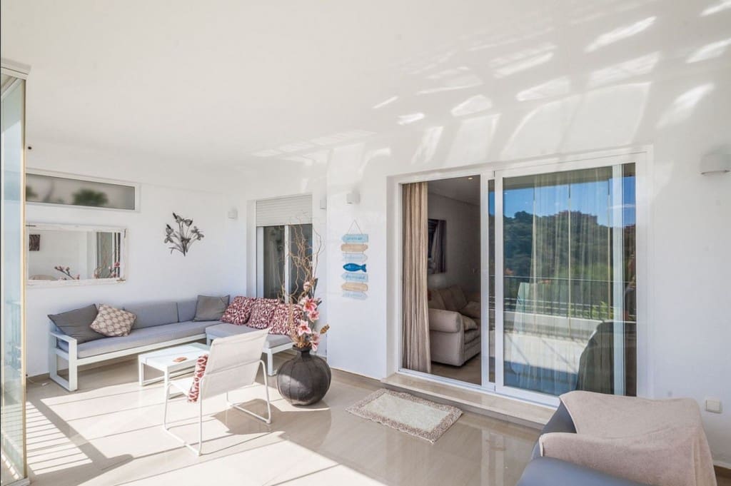 2 quarto Apartamento para venda em La Mairena com piscina - 385 000 € (Ref: 9461039)