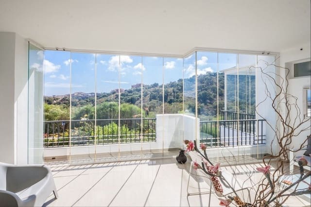 2 Zimmer Apartment zu verkaufen in La Mairena, Ojen mit Pool - 385.000 € (Ref: 9461039)