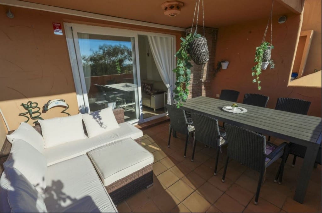 2 makuuhuone Huoneisto myytävänä paikassa Elviria mukana uima-altaan - 375 000 € (Ref: 9461040)