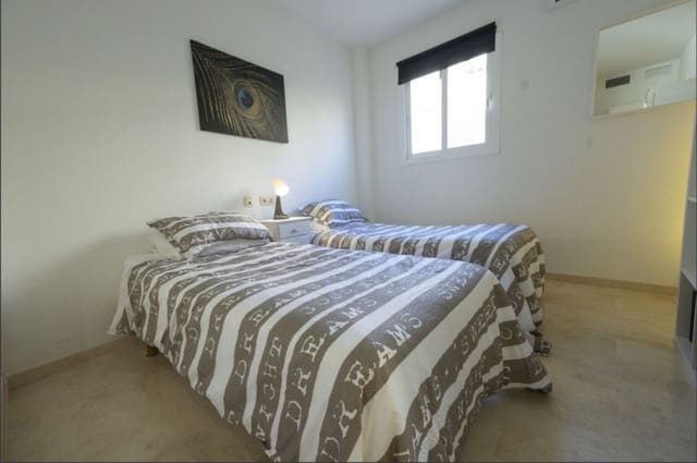 2 makuuhuone Huoneisto myytävänä paikassa Elviria, Marbella mukana uima-altaan - 375 000 € (Ref: 9461040)