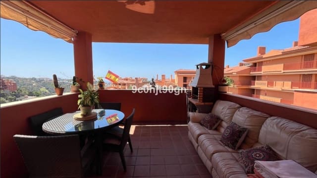 2 bedroom Apartment for sale in La Reserva, Marbella with pool garage - € 299,000 (Ref: 9461043)