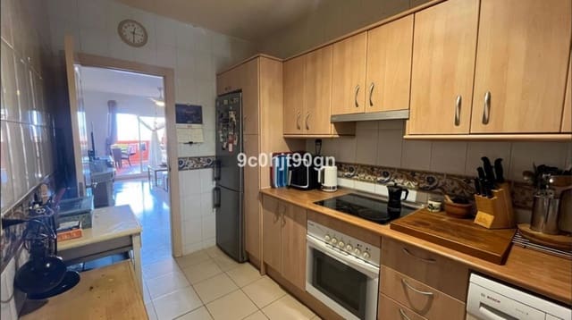 2 bedroom Apartment for sale in La Reserva, Marbella with pool garage - € 299,000 (Ref: 9461043)