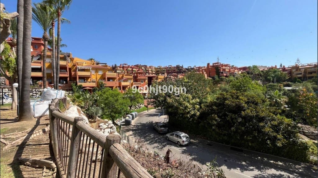 2 sypialnia Apartament na sprzedaż w La Reserva z basenem garażem - 299 000 € (Ref: 9461043)