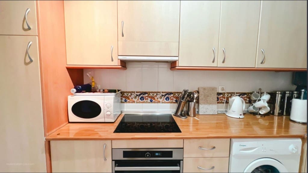 Apartamento de 2 habitaciones en La Reserva en venta con piscina garaje - 299.000 € (Ref: 9461044)