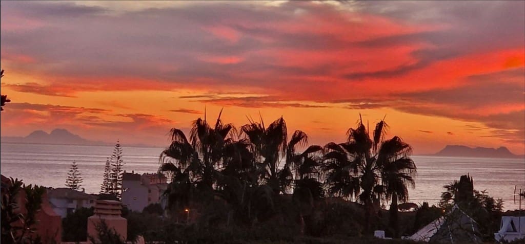 Apartamento de 2 habitaciones en La Reserva en venta con piscina - 395.000 € (Ref: 9461045)