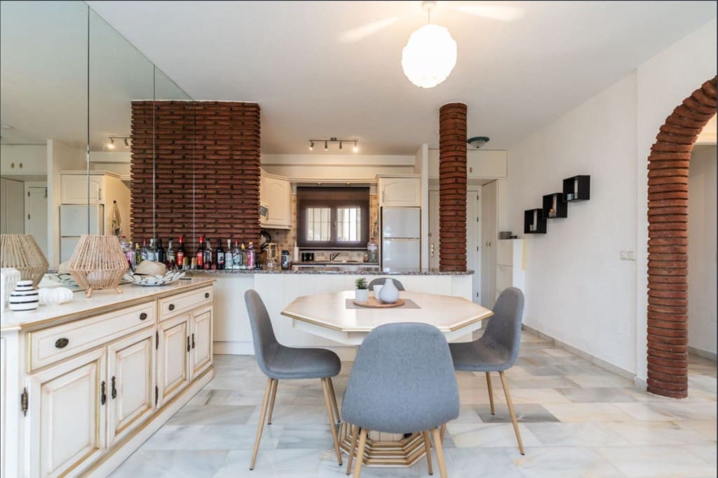 Apartamento de 2 habitaciones en La Reserva en venta con piscina - 395.000 € (Ref: 9461045)