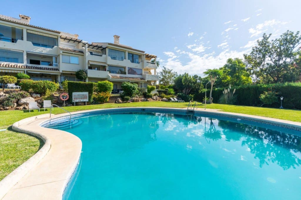 Apartamento de 2 habitaciones en La Reserva en venta con piscina - 395.000 € (Ref: 9461045)