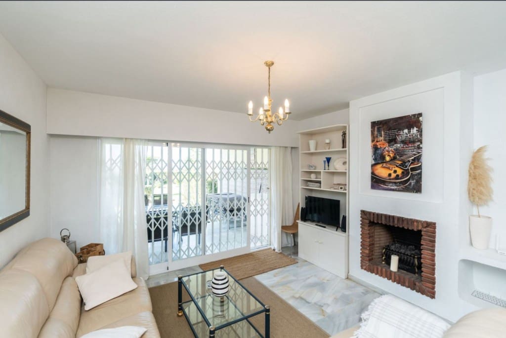 Apartamento de 2 habitaciones en La Reserva en venta con piscina - 395.000 € (Ref: 9461045)