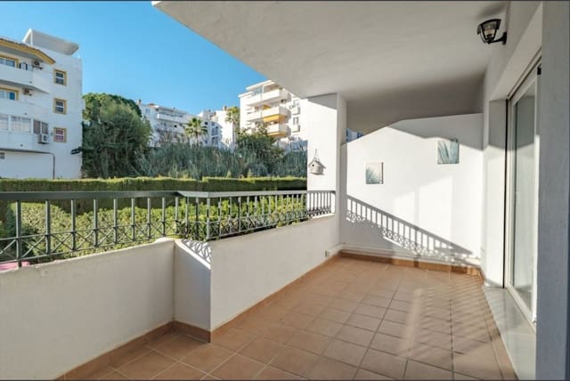 2 soverom Leilighet til salgs i Calahonda, Mijas med svømmebasseng garasje - € 339 000 (Ref: 9465136)