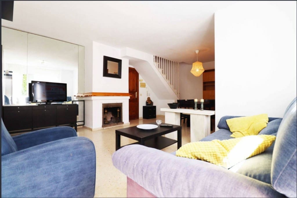 Ático de 3 habitaciones en Elviria en venta con piscina - 425.000 € (Ref: 9465137)